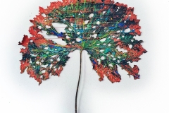 Blattscape No 182 | 2021 | 23 x 26 cm | Blatt gummiert, Acryl, Faden, Perlen